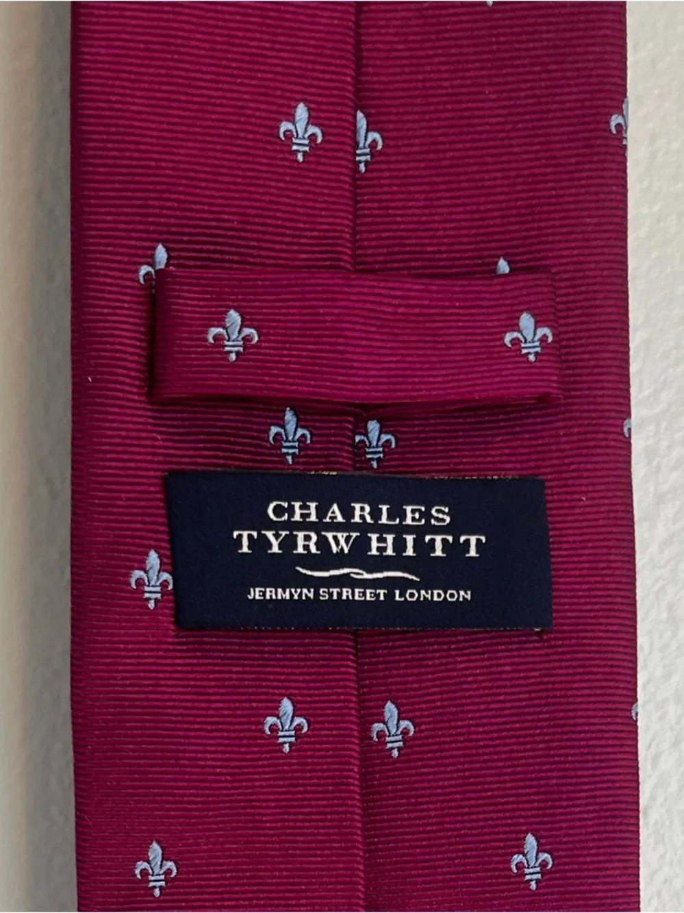 Charles Tyrwhitt Wine Red Silk Tie with Blue Fleur-de-Lis